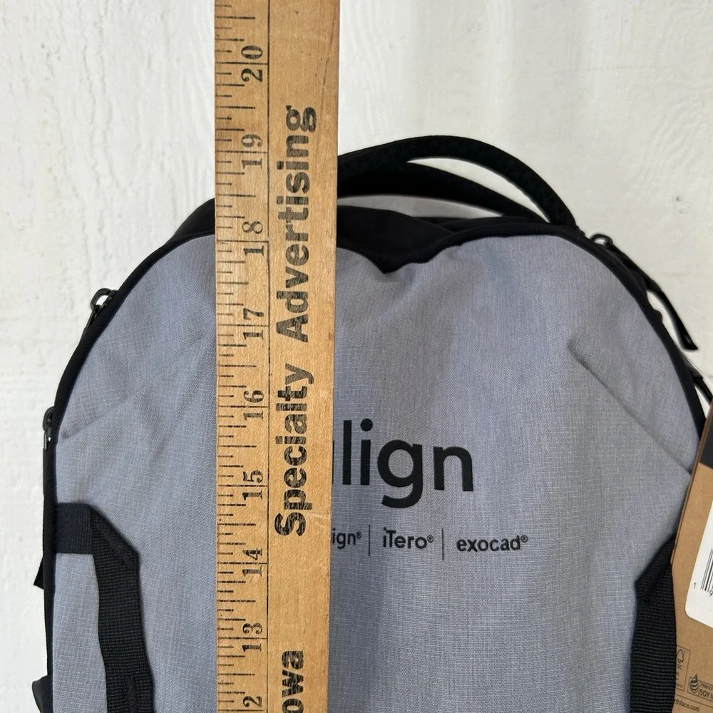 The North Face Stalwart Laptop Backpack Black/Gray‎ Invisalign Logo BNWT